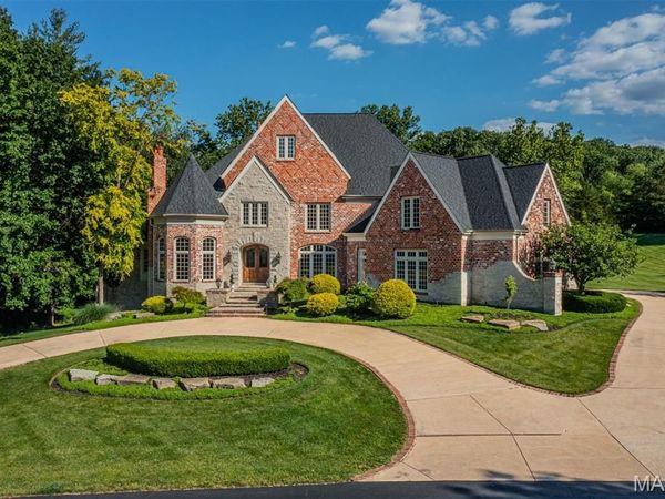 16702 Wills Trace, Wildwood, MO 63005