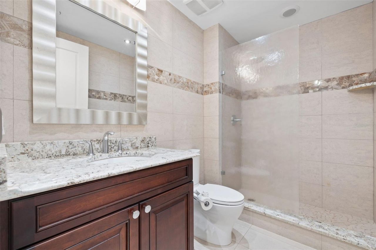 300 Beach Drive Ne, Unit 305, Saint Petersburg, FL 33701 Photo