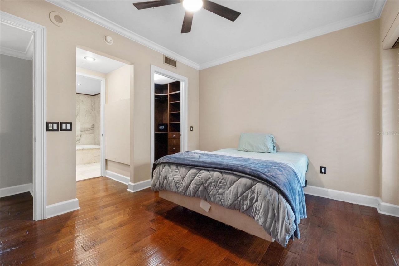 300 Beach Drive Ne, Unit 305, Saint Petersburg, FL 33701 Photo