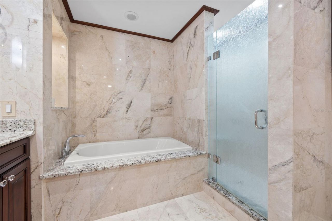 300 Beach Drive Ne, Unit 305, Saint Petersburg, FL 33701 Photo