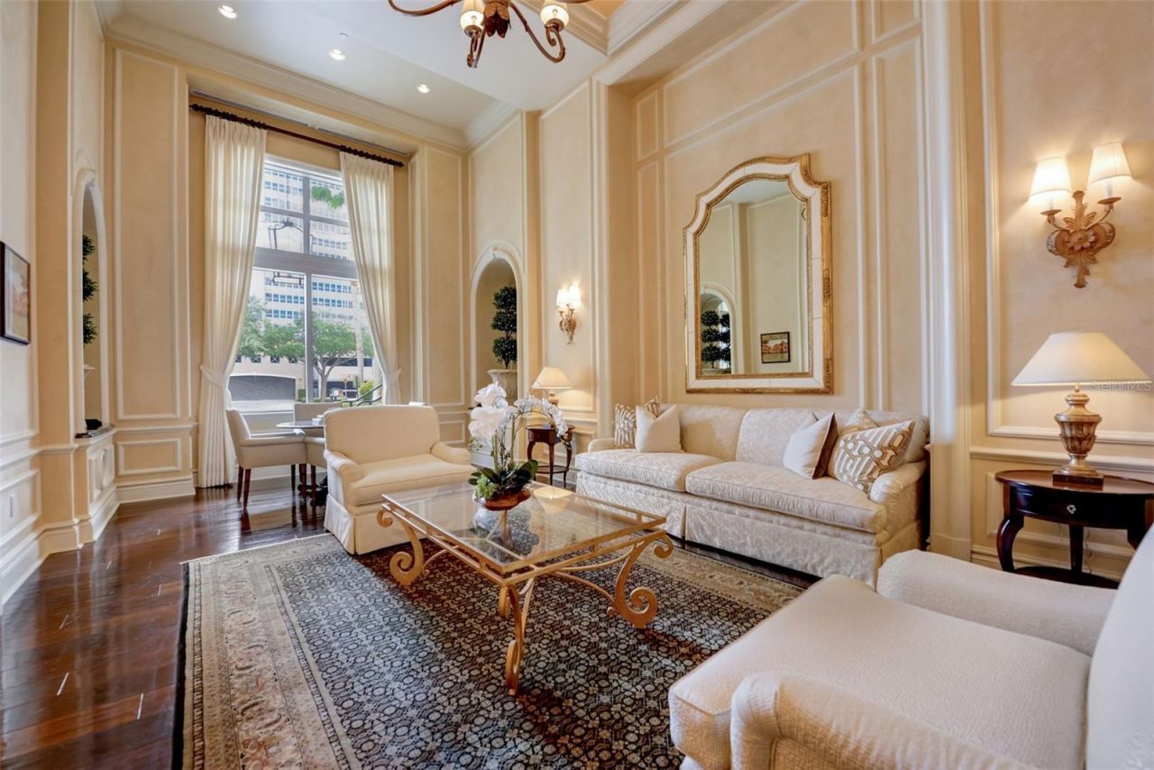300 Beach Drive Ne, Unit 305, Saint Petersburg, FL 33701 Photo