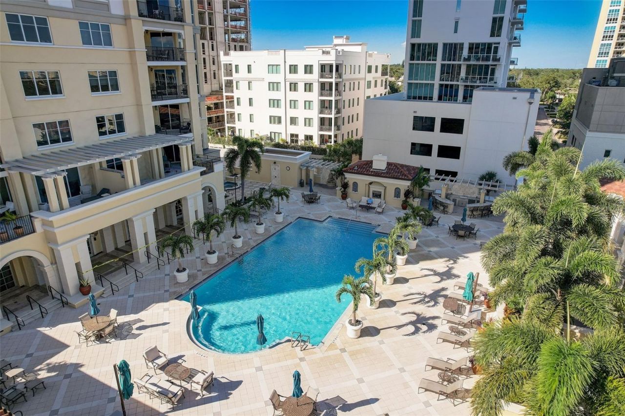 300 Beach Drive Ne, Unit 305, Saint Petersburg, FL 33701 Photo