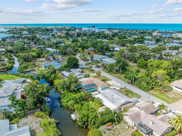 312 WINFIELD WAY , NOKOMIS, FL 34275