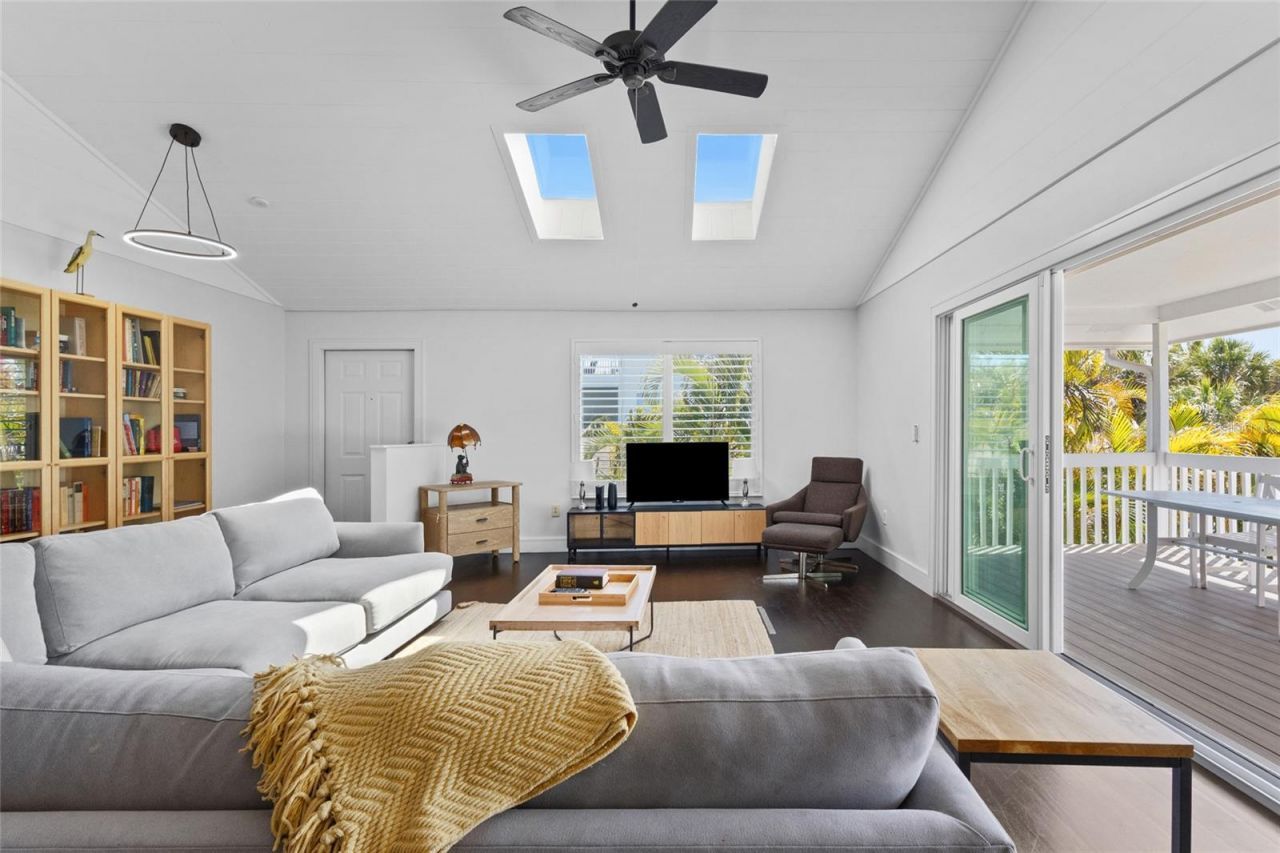 315 Spring Avenue, Anna Maria, FL 34216 Photo