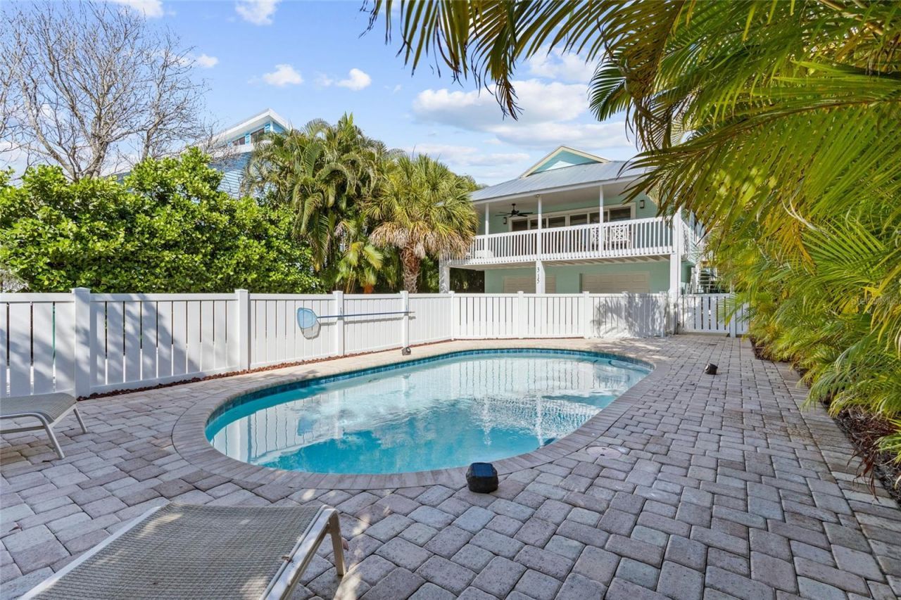 315 Spring Avenue, Anna Maria, FL 34216 Photo