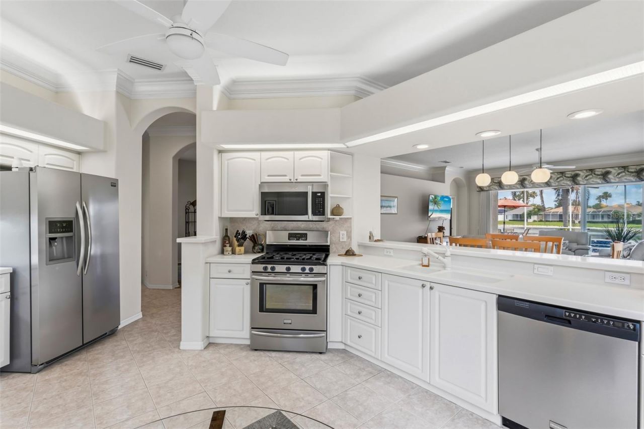 8669 54th Avenue Circle E, Bradenton, FL 34211 Photo