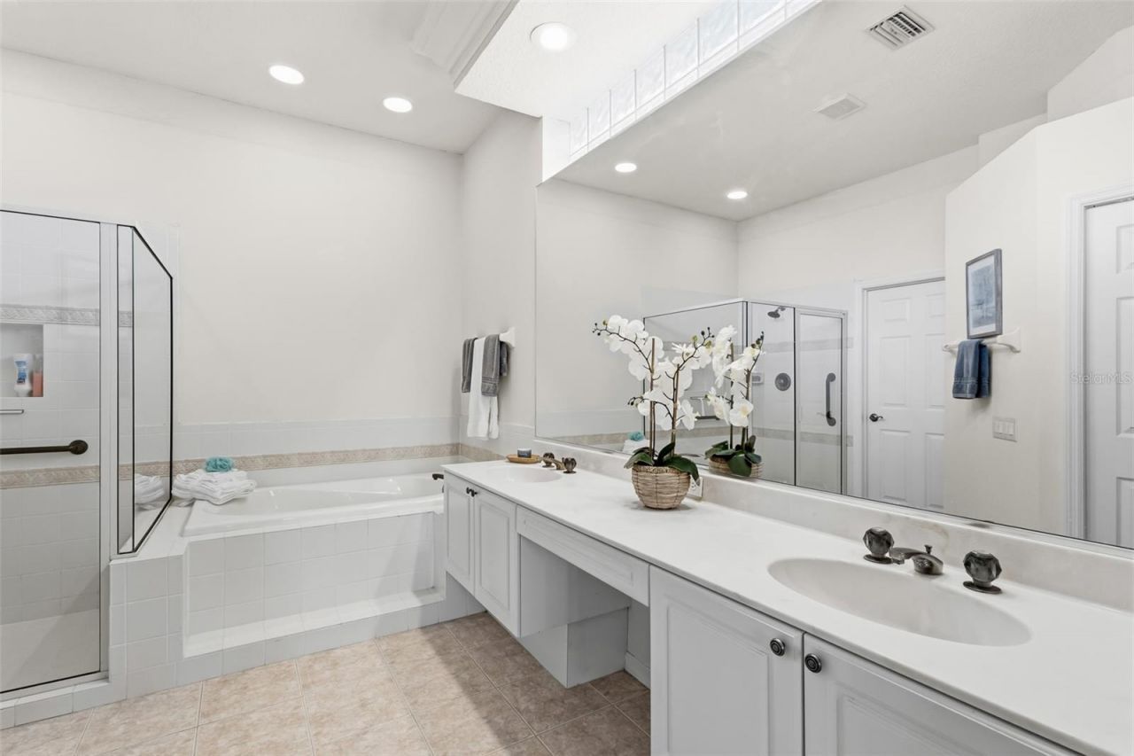 8669 54th Avenue Circle E, Bradenton, FL 34211 Photo