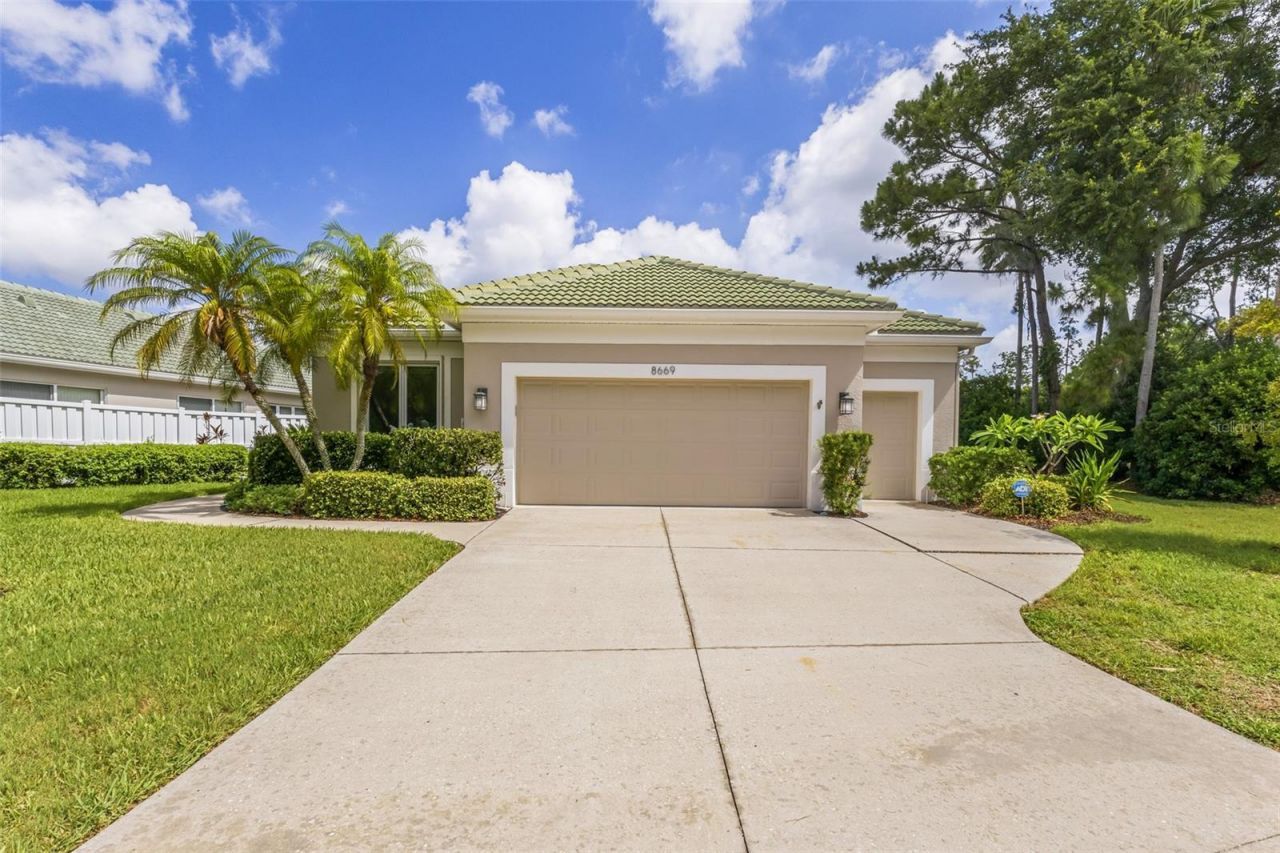 8669 54th Avenue Circle E, Bradenton, FL 34211 Photo
