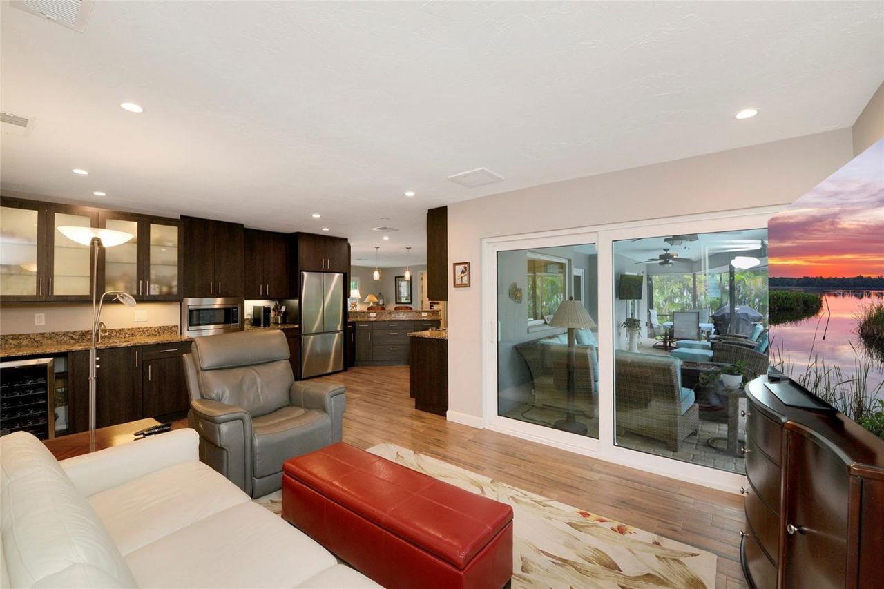 157 Lookout Point Drive, Osprey, FL 34229 Photo