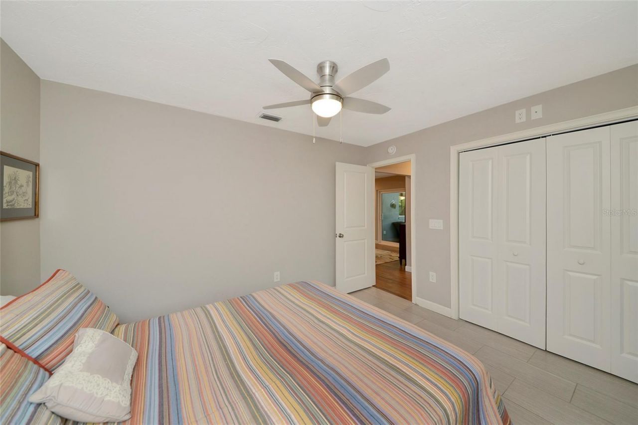 157 Lookout Point Drive, Osprey, FL 34229 Photo