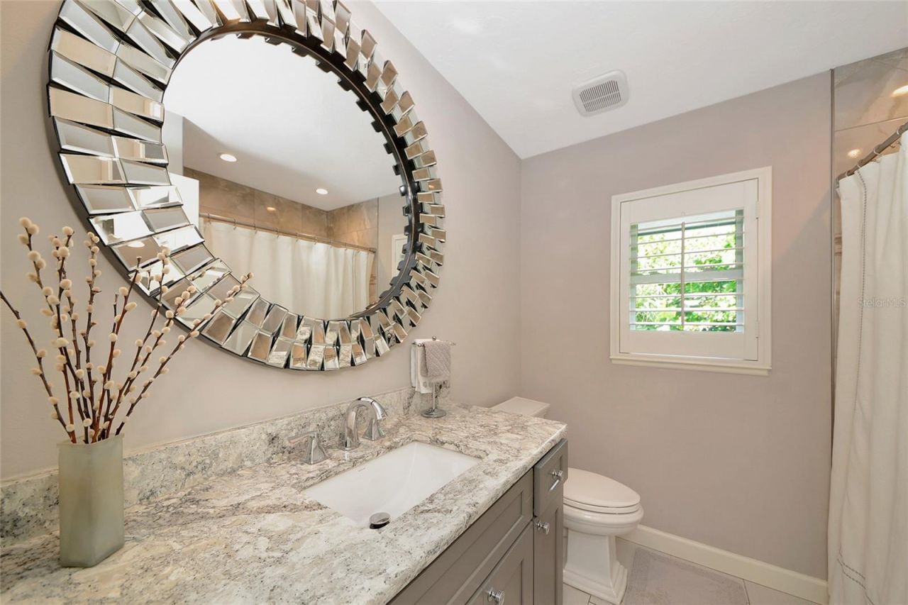 157 Lookout Point Drive, Osprey, FL 34229 Photo