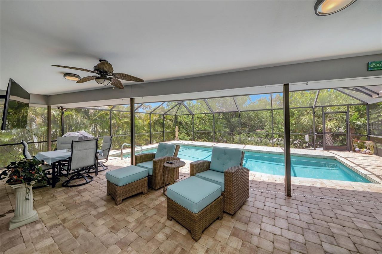 157 Lookout Point Drive, Osprey, FL 34229 Photo
