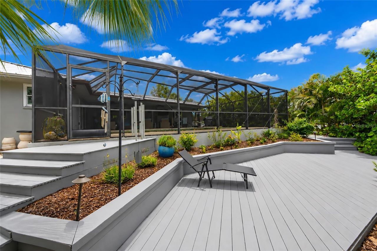 157 Lookout Point Drive, Osprey, FL 34229 Photo