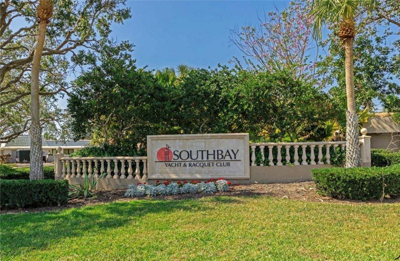 157 Lookout Point Drive, Osprey, FL 34229 Photo