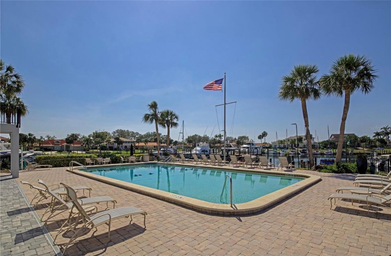 157 Lookout Point Drive, Osprey, FL 34229 Photo