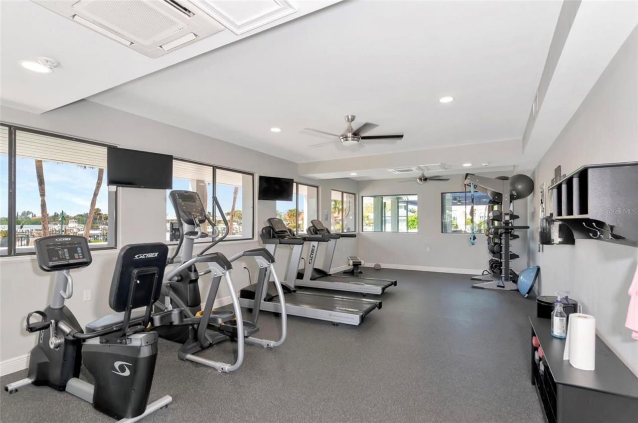 157 Lookout Point Drive, Osprey, FL 34229 Photo