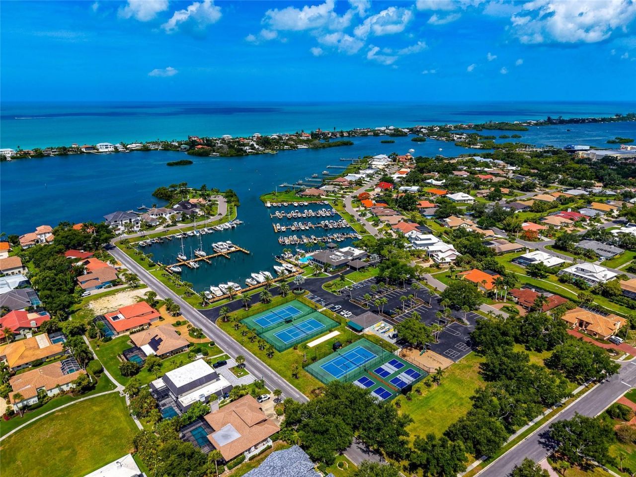 157 Lookout Point Drive, Osprey, FL 34229 Photo