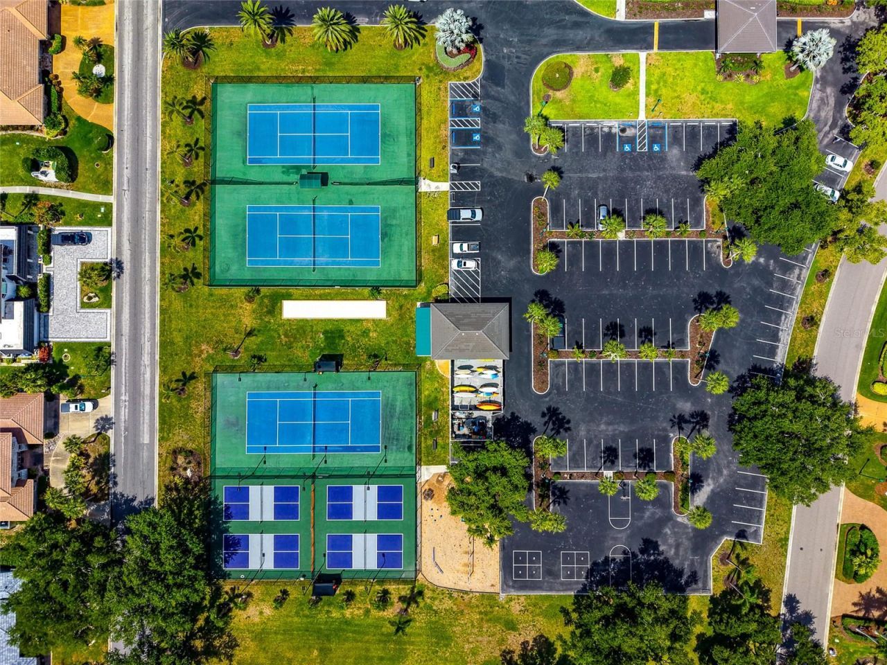 157 Lookout Point Drive, Osprey, FL 34229 Photo