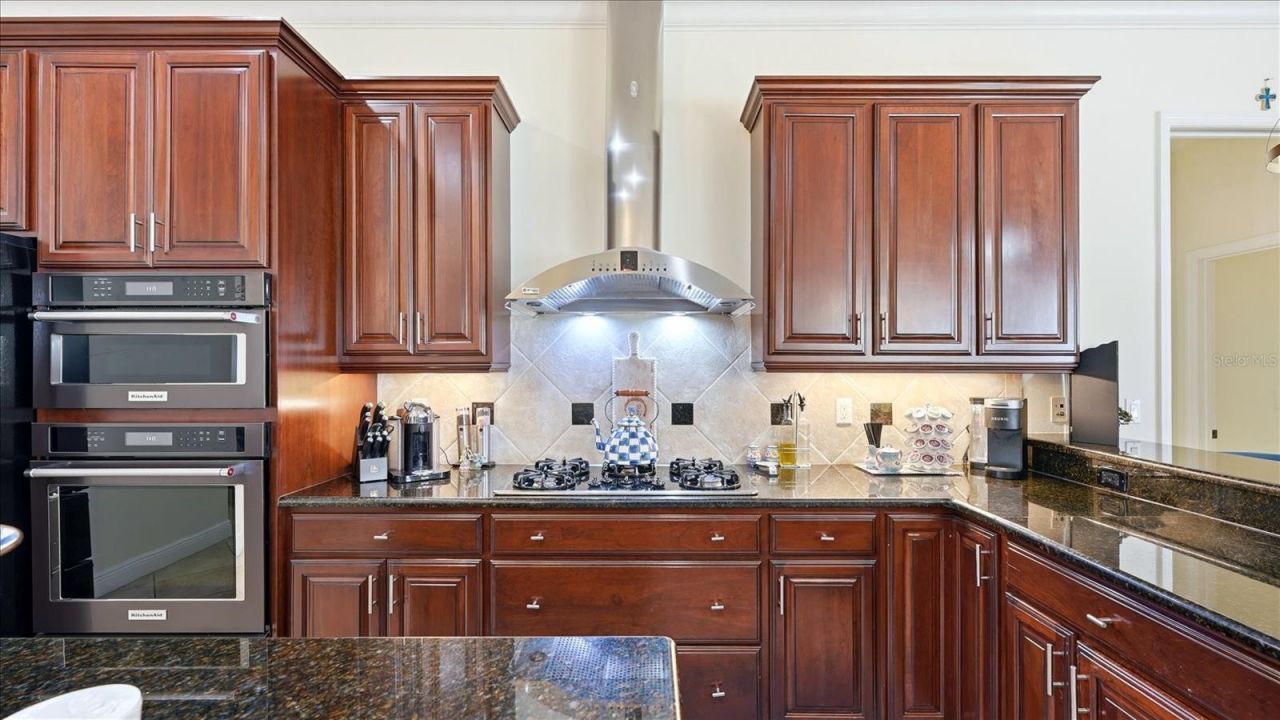 3754 Eagle Hammock Drive, Sarasota, FL 34240 Photo