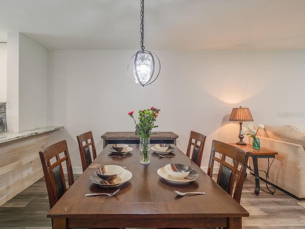 193 Pineneedle Drive, Bradenton, FL 34210 Photo