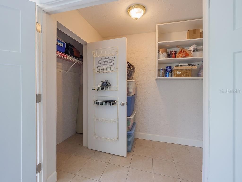 193 Pineneedle Drive, Bradenton, FL 34210 Photo