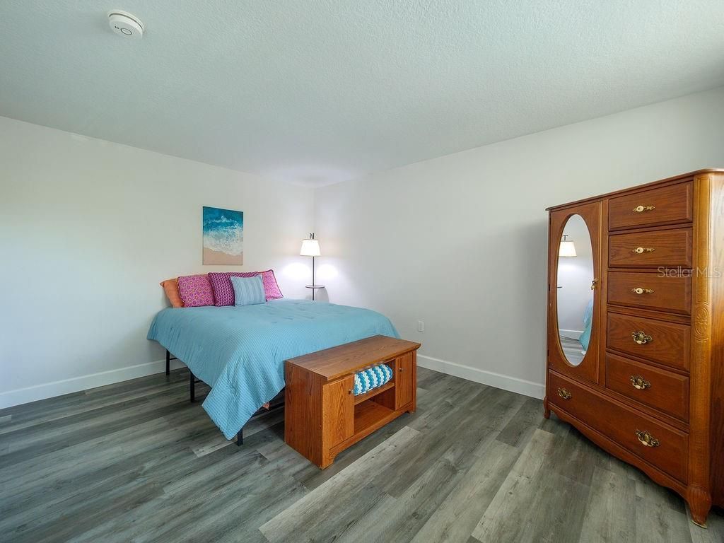 193 Pineneedle Drive, Bradenton, FL 34210 Photo