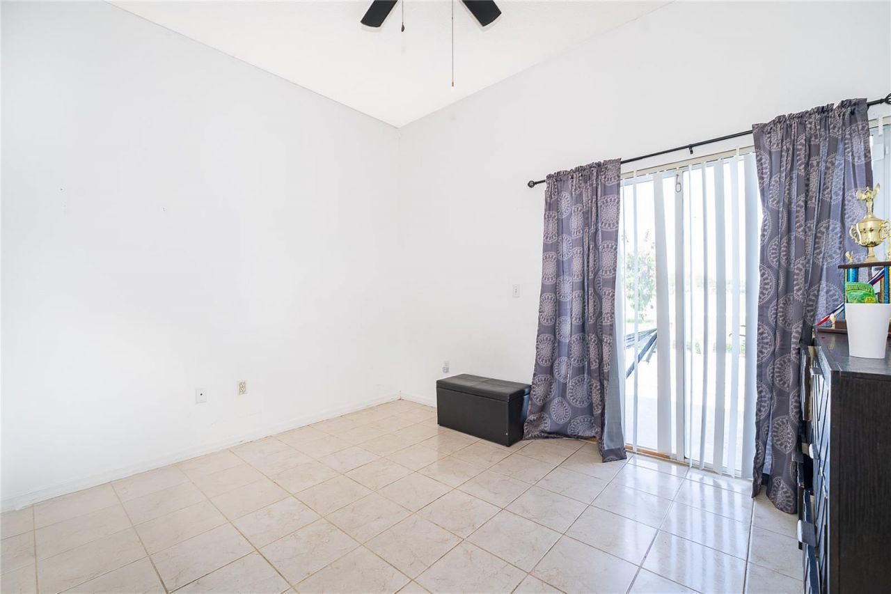 2654 Hawthorne Lane, Kissimmee, FL 34743 Photo