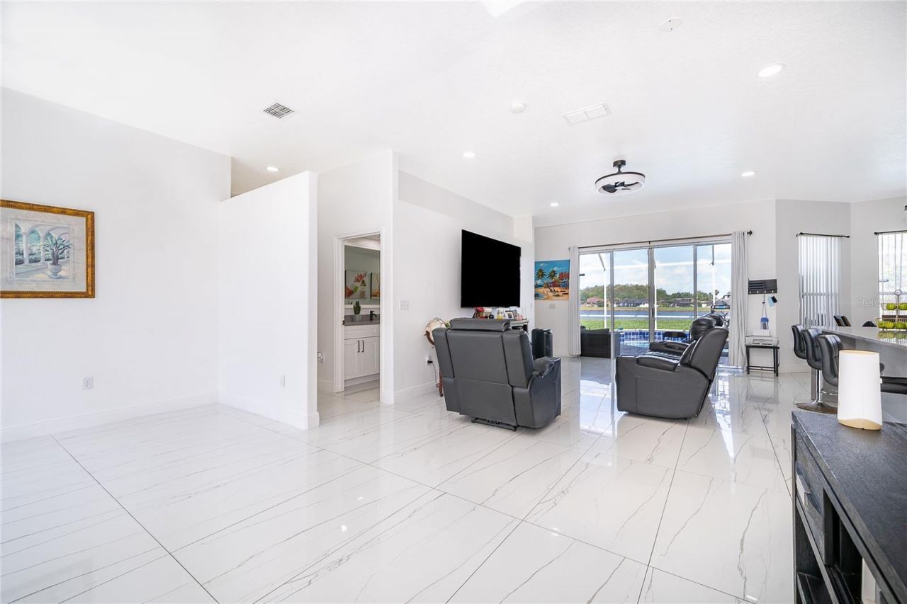 2654 Hawthorne Lane, Kissimmee, FL 34743 Photo