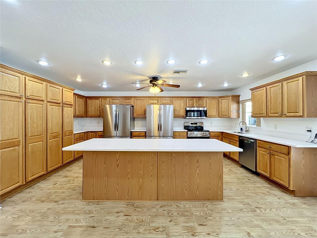 2300 Pine Meadows Place, Chuluota, FL 32766 Photo