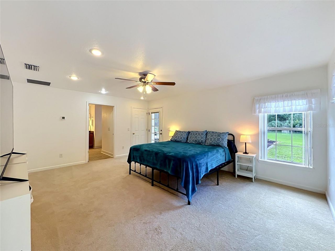 2300 Pine Meadows Place, Chuluota, FL 32766 Photo