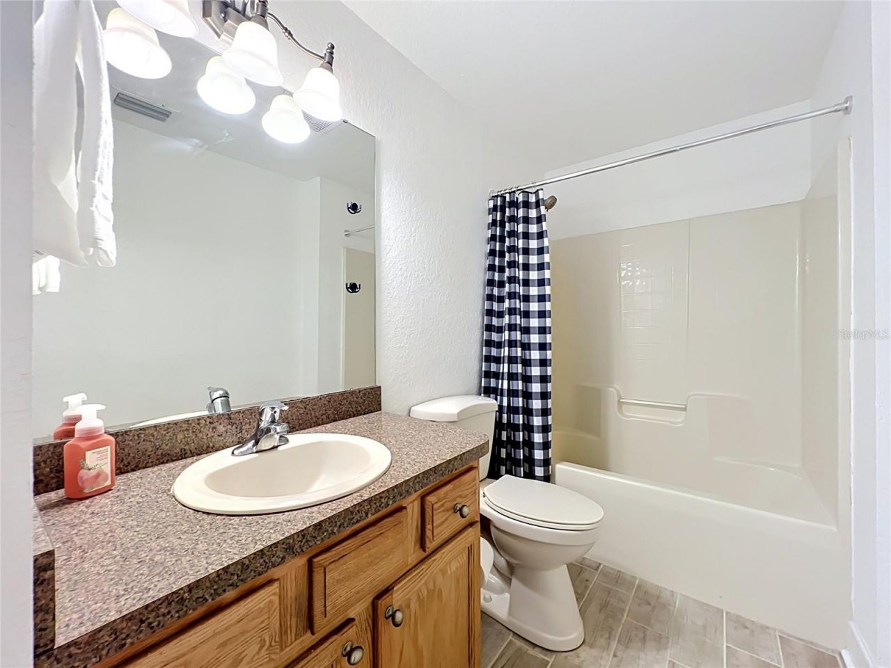 2300 Pine Meadows Place, Chuluota, FL 32766 Photo