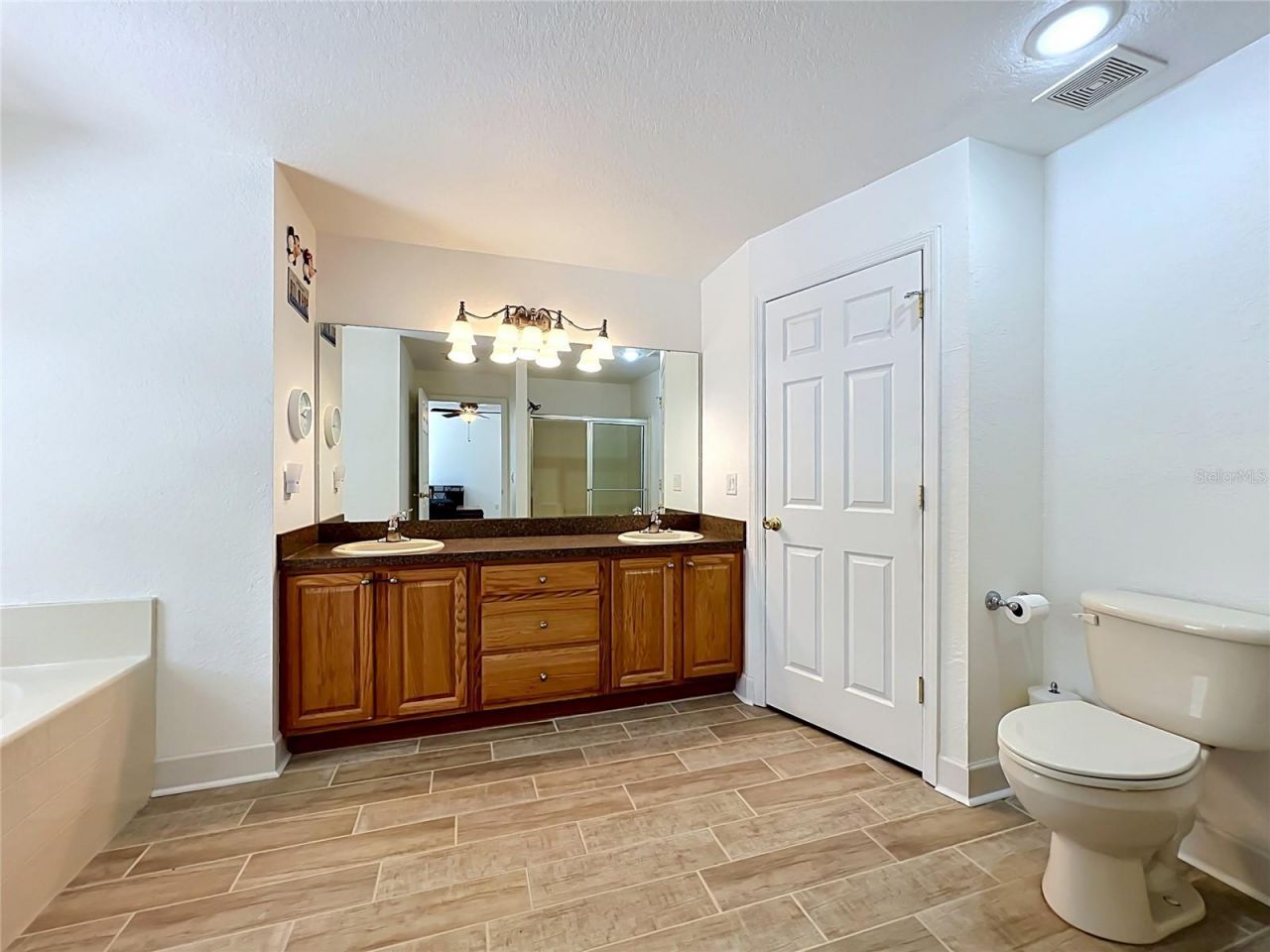 2300 Pine Meadows Place, Chuluota, FL 32766 Photo