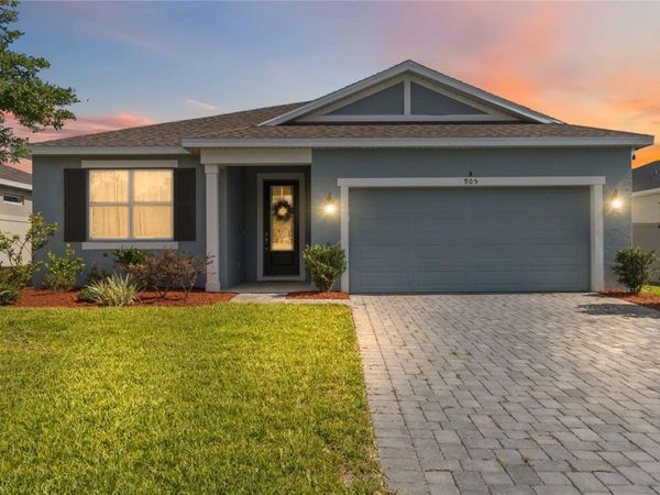 905 HONEY PETAL LANE , DELAND, FL 32720