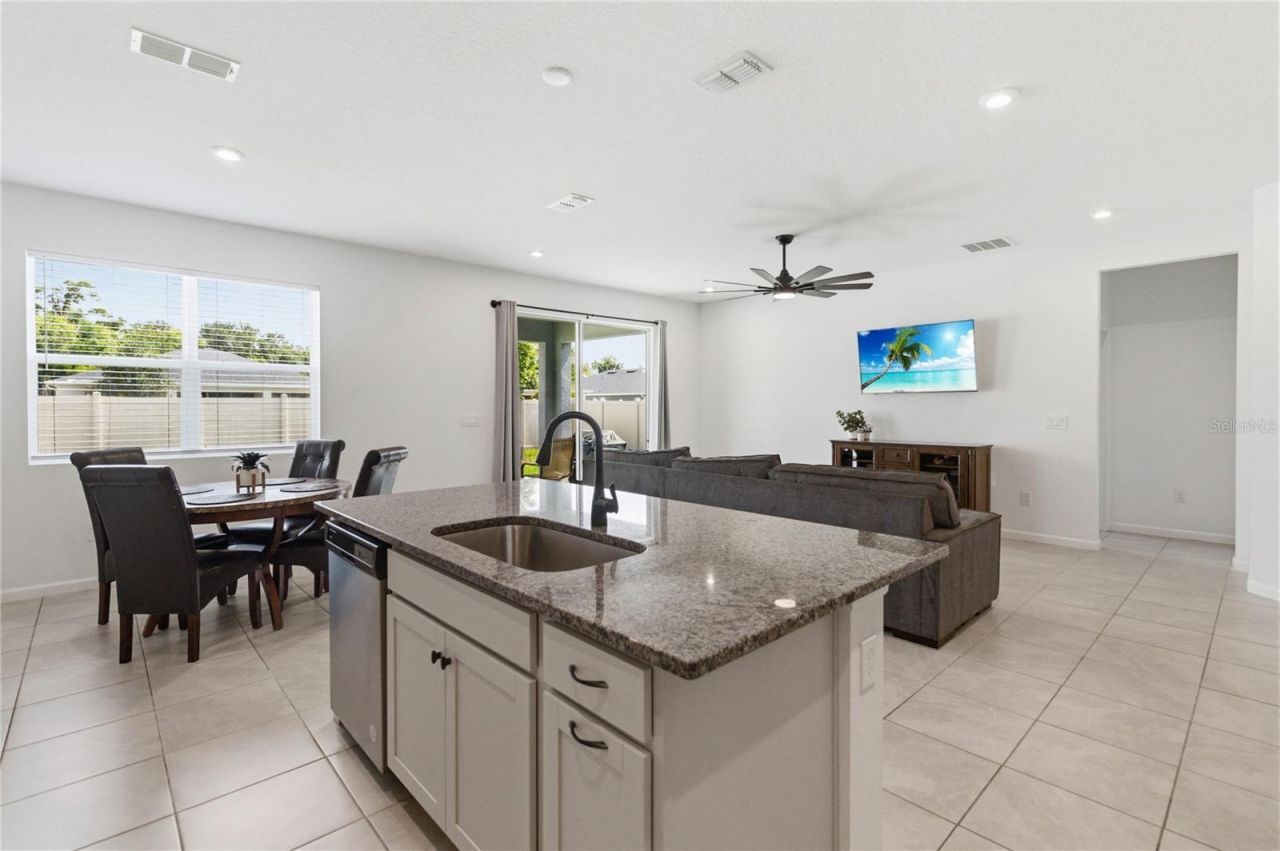 905 Honey Petal Lane, Deland, FL 32720 Photo