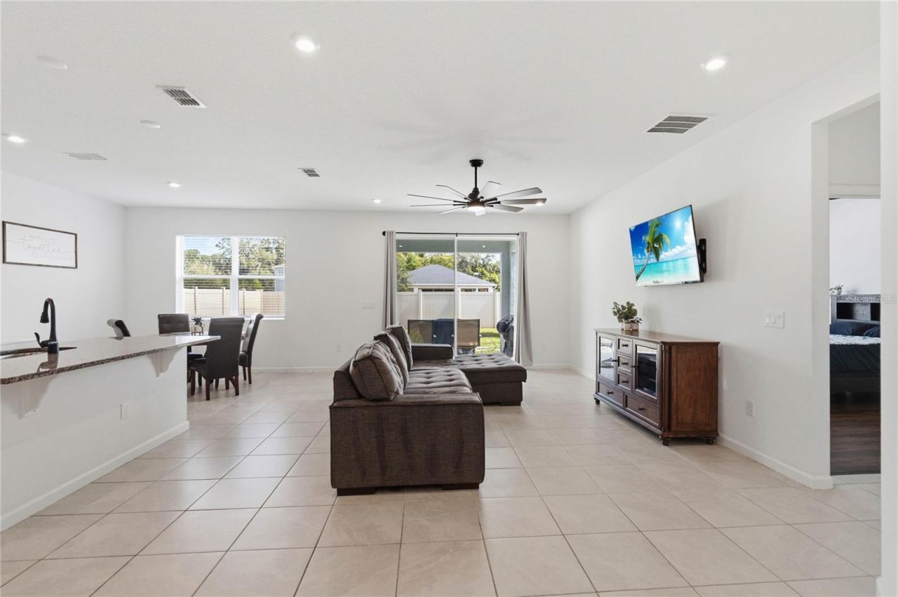 905 Honey Petal Lane, Deland, FL 32720 Photo