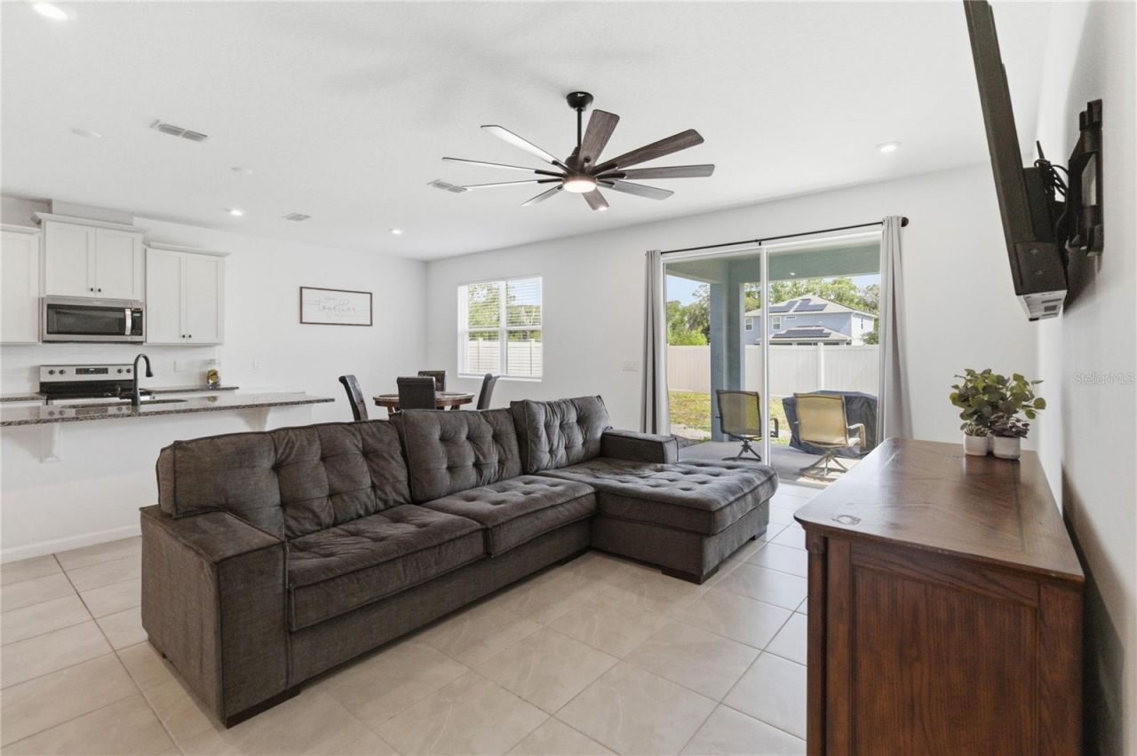 905 Honey Petal Lane, Deland, FL 32720 Photo