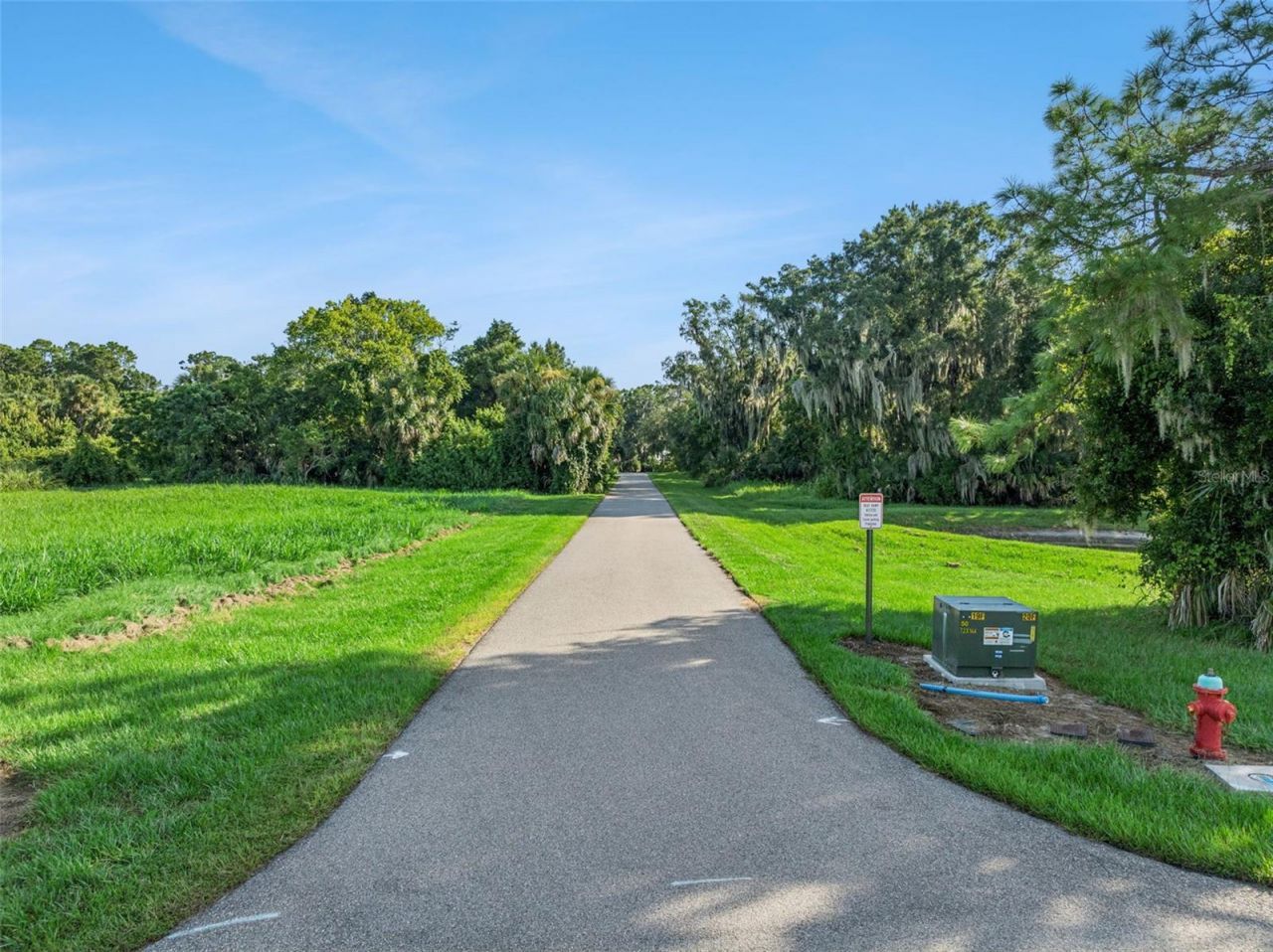 3654 Hidden River Lane, Tavares, FL 32778 Photo