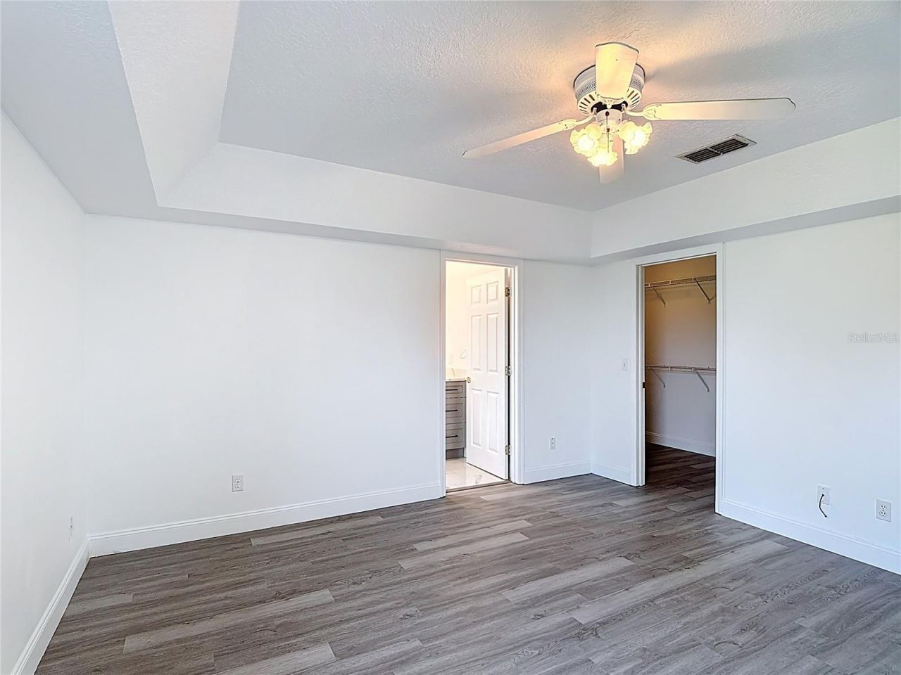 5233 Lake Lizzie Drive, Saint Cloud, FL 34771 Photo