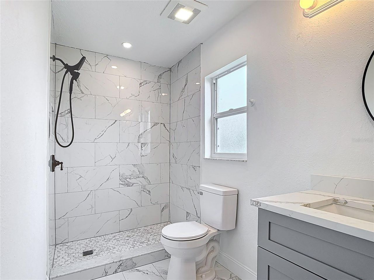 5233 Lake Lizzie Drive, Saint Cloud, FL 34771 Photo
