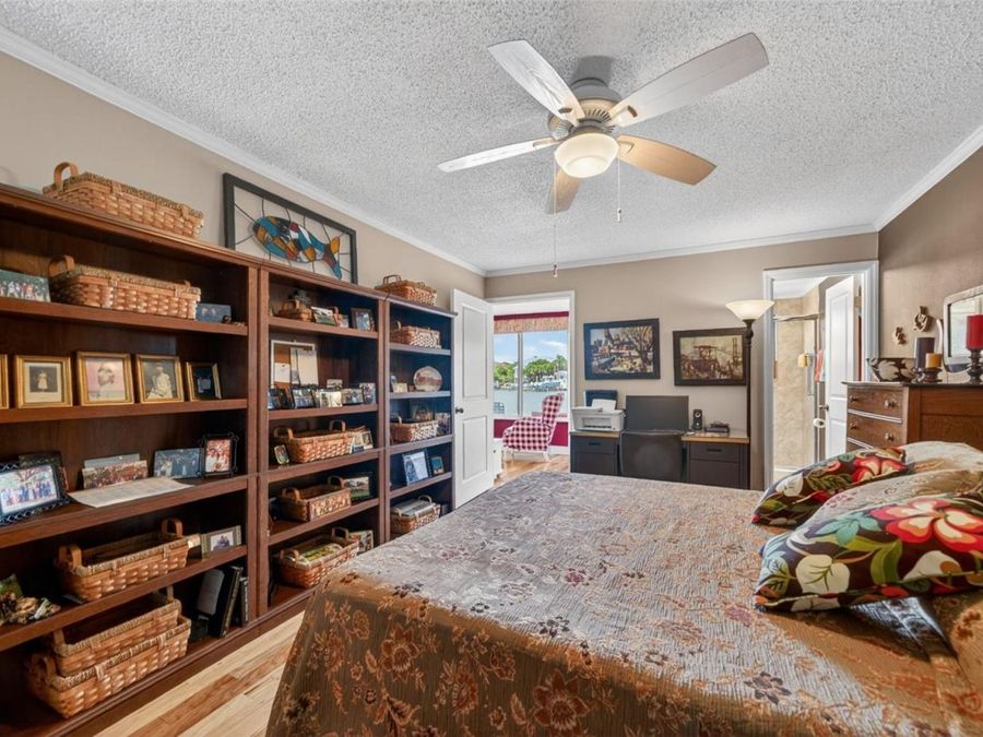 Property Image 37