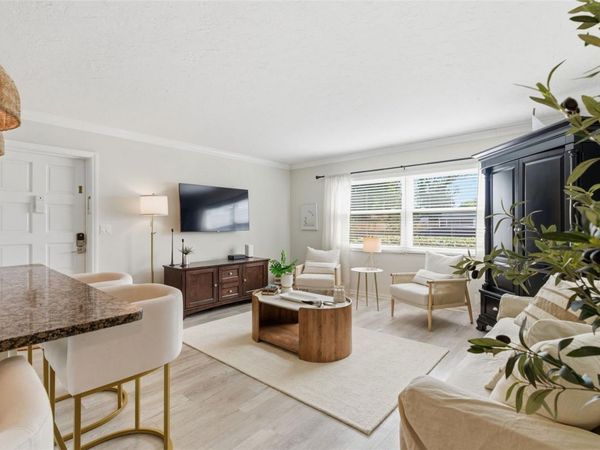 5800 HOLLYWOOD BOULEVARD, Unit 214, SARASOTA, FL 34231