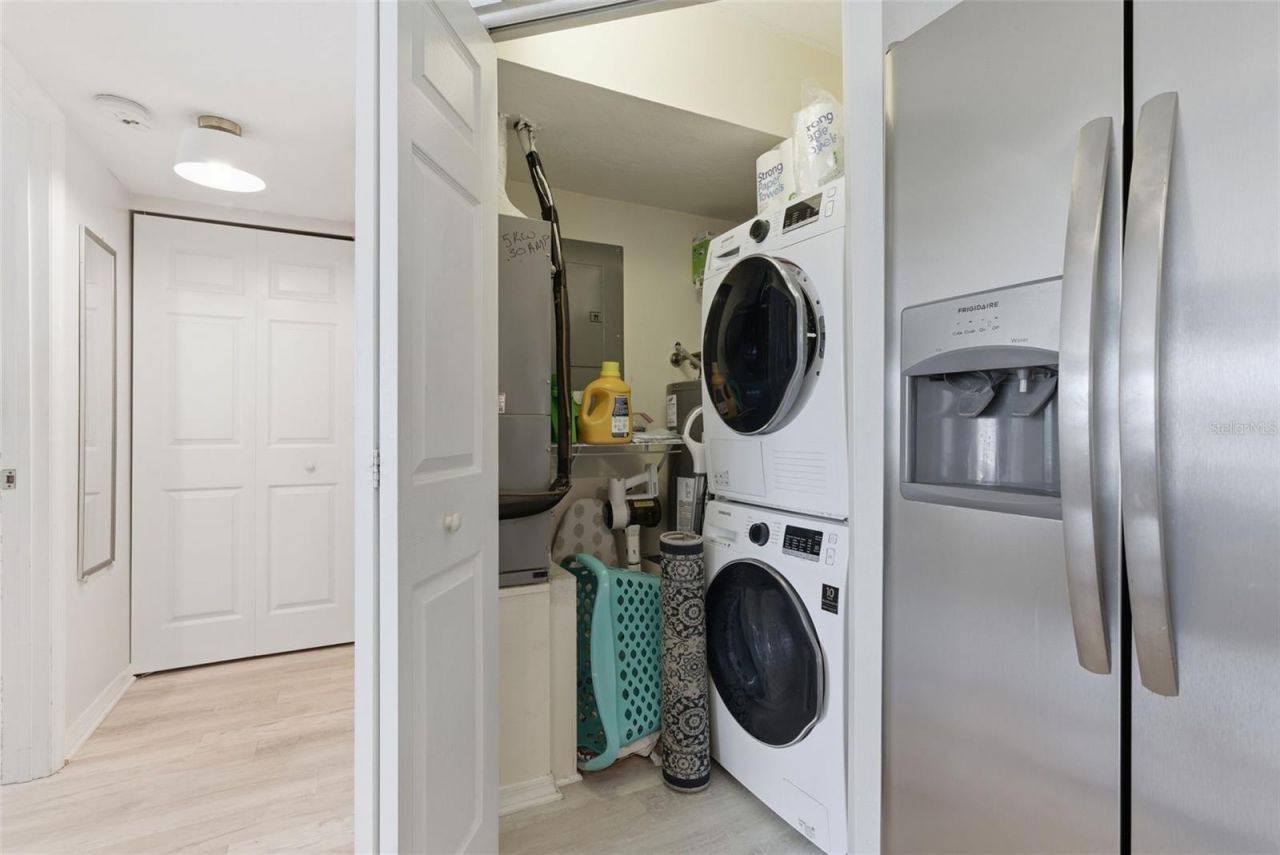 5800 Hollywood Boulevard, Unit 214, Sarasota, FL 34231 Photo