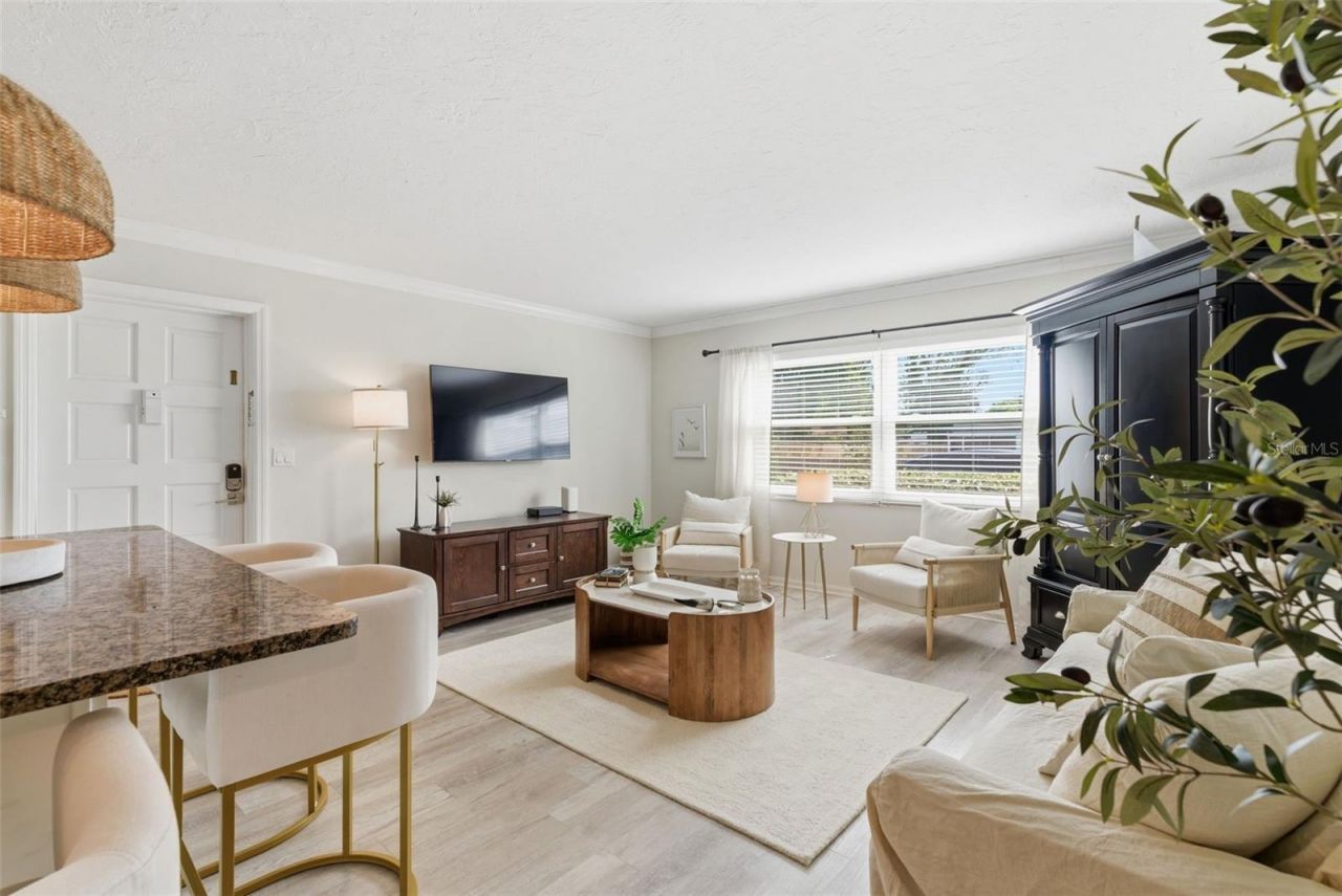 5800 Hollywood Boulevard, Unit 214, Sarasota, FL 34231 Photo