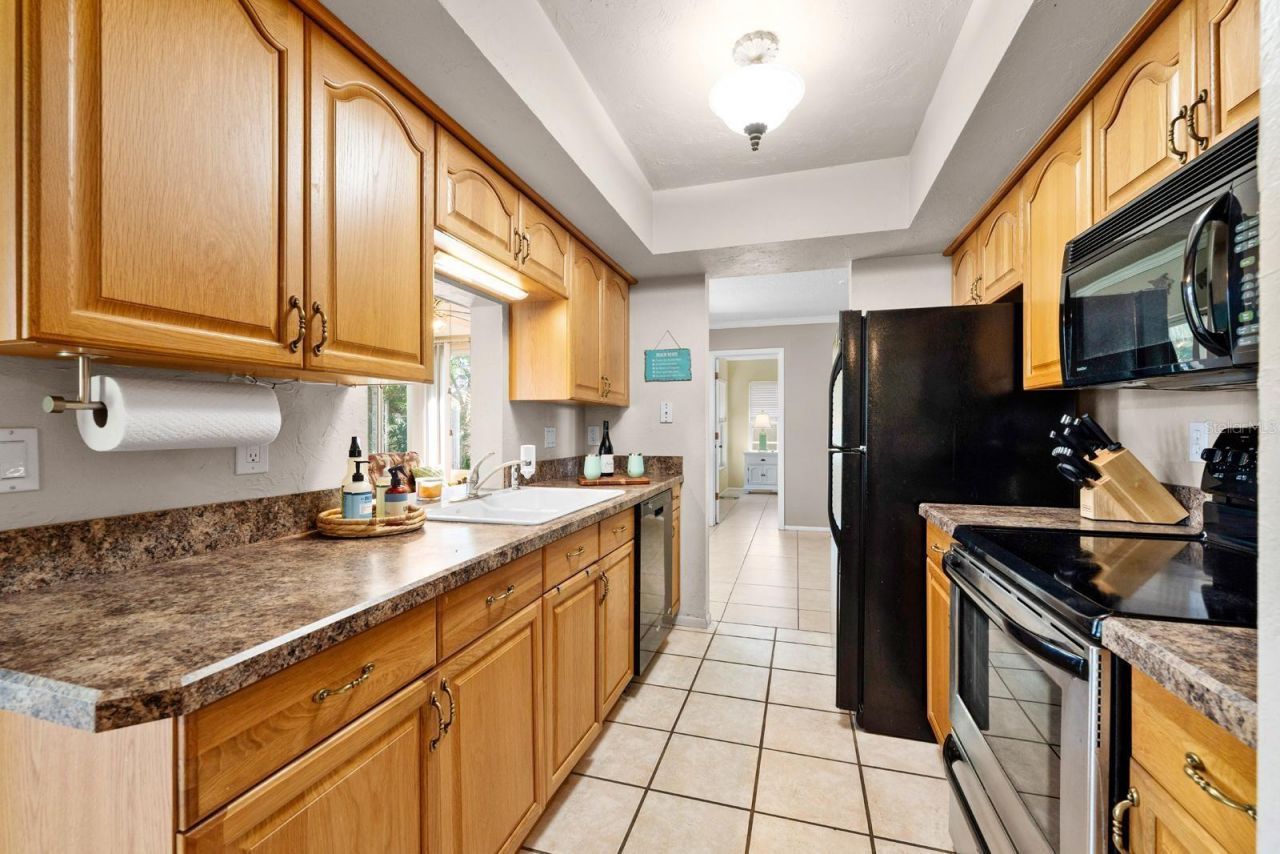 6609 13th Avenue Drive W, Bradenton, FL 34209 Photo