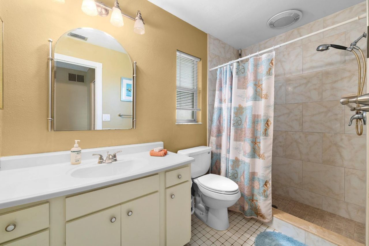 6609 13th Avenue Drive W, Bradenton, FL 34209 Photo