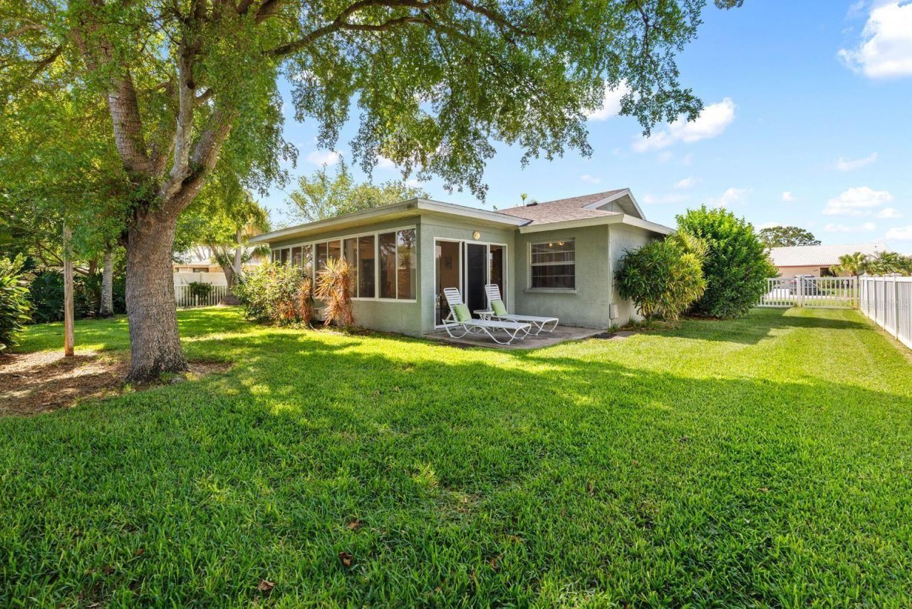 6609 13th Avenue Drive W, Bradenton, FL 34209 Photo