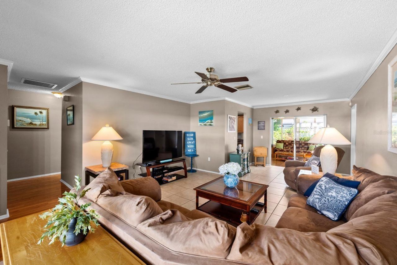 6609 13th Avenue Drive W, Bradenton, FL 34209 Photo