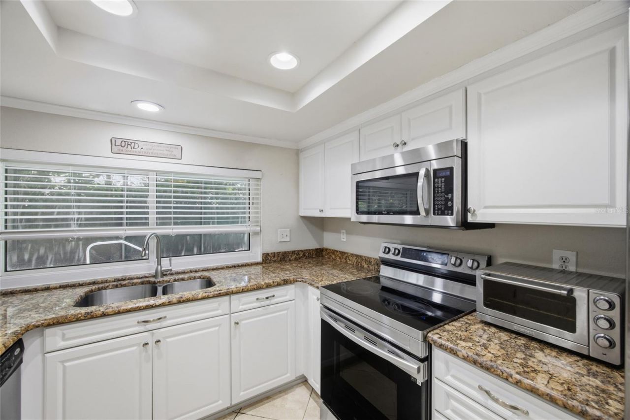 2447 Grove Ridge Drive, Palm Harbor, FL 34683 Photo