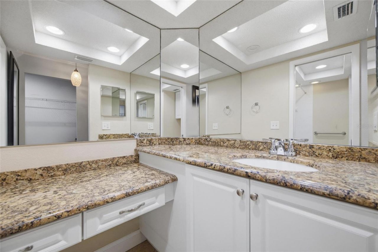 2447 Grove Ridge Drive, Palm Harbor, FL 34683 Photo