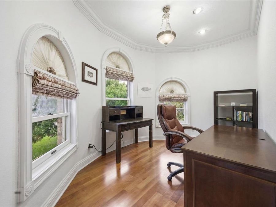Property Image 33